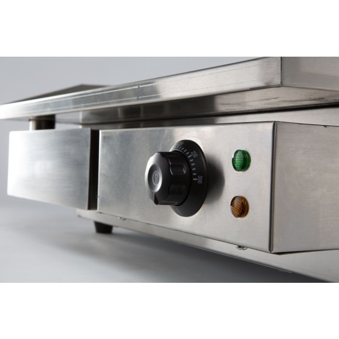 Elektrische bakplaat Glad 550x470 Elektrische bakplaat Glad 550x470