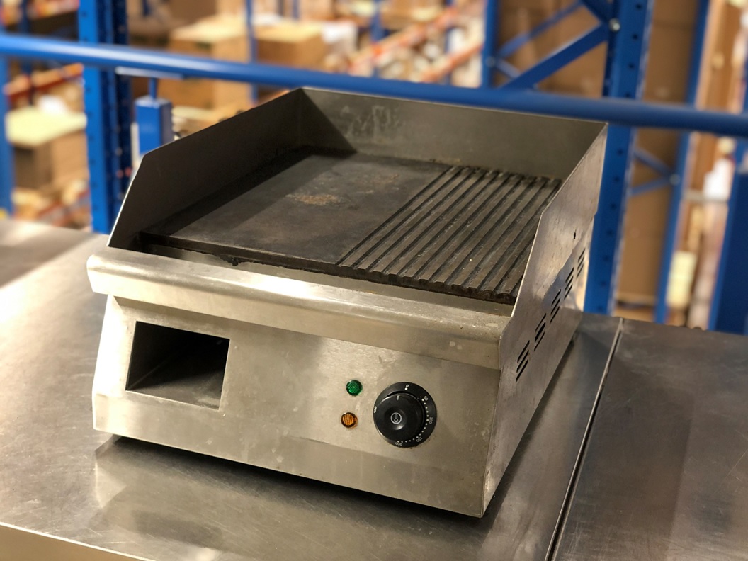 Bak/Grillplaat Midi Glad/Gegr. Gebr Bak/Grillplaat Midi Glad/Gegr. Gebr
